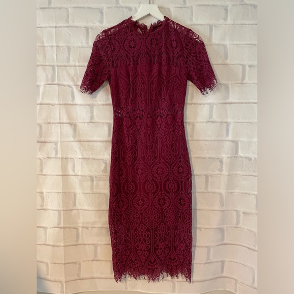 Francesca’s | NWT Lace Midi Dress - Picture 1 of 11